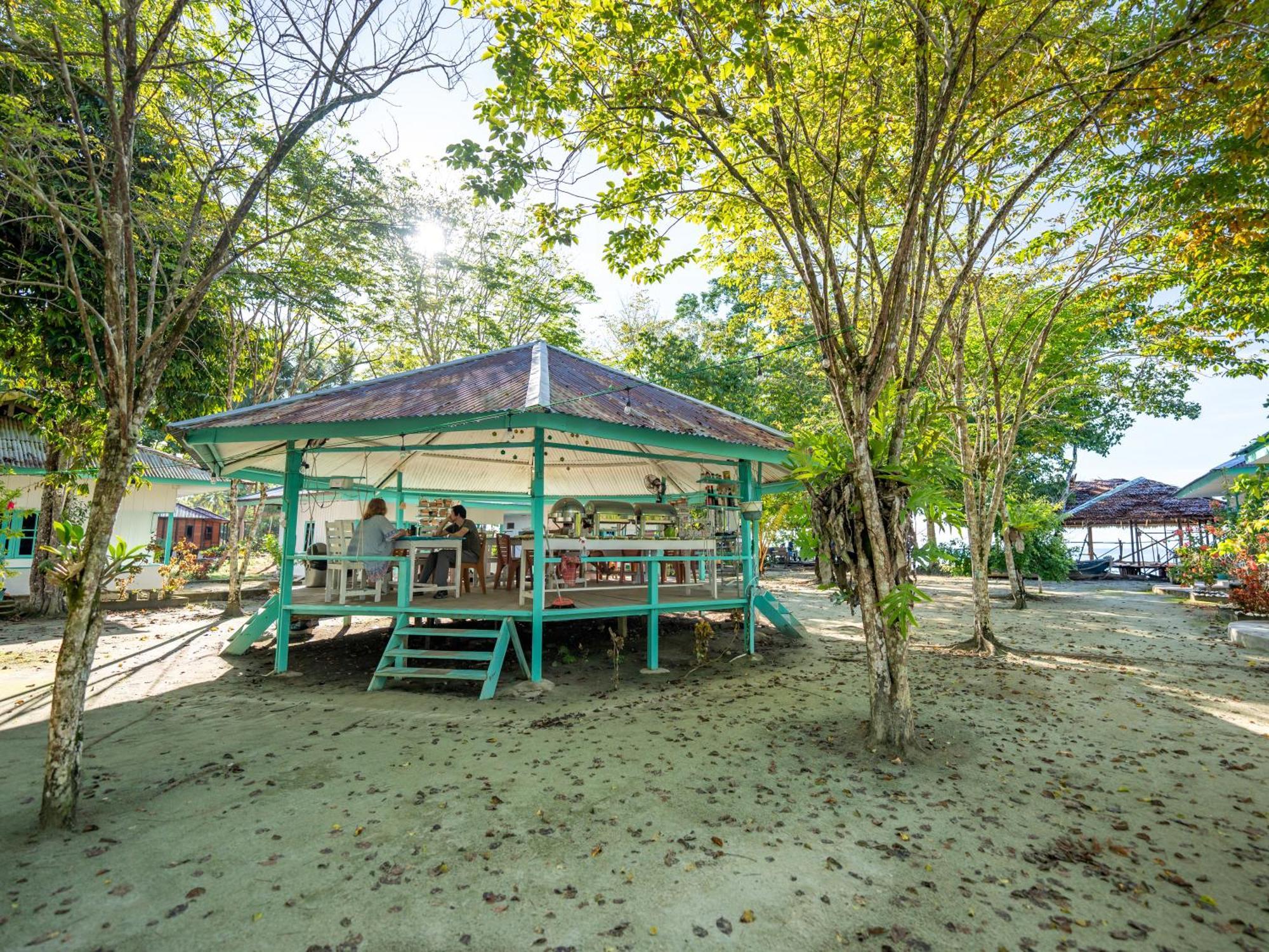 Scuba Republic Beach Bungalows Tapokreng Eksteriør billede